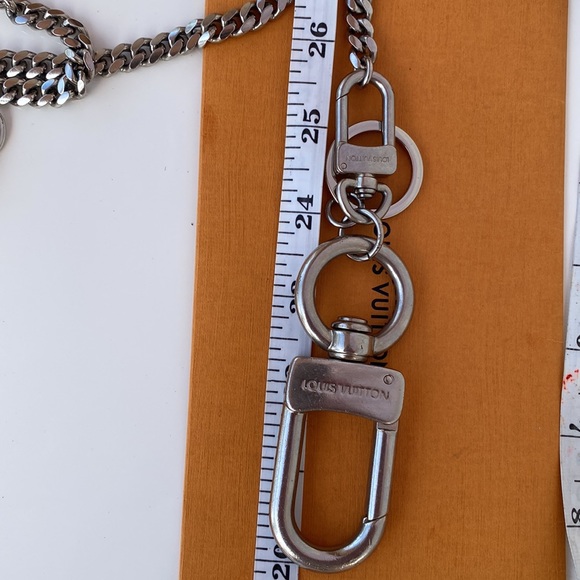 Rare Authentic Louis Vuitton Wallet Chain and Keychain 2 items 25.5” Unisex - Picture 13 of 17